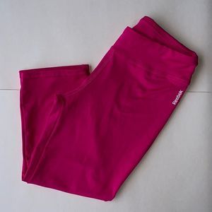 Reebok Play Dry Neon Pink Crop Leggings Size Y-XL